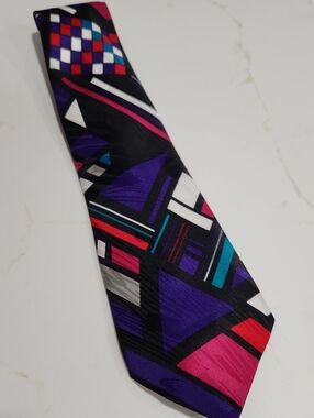 bebe Men's Abstract Geometric Tie in Black, Purple, Pink, Red & Teal